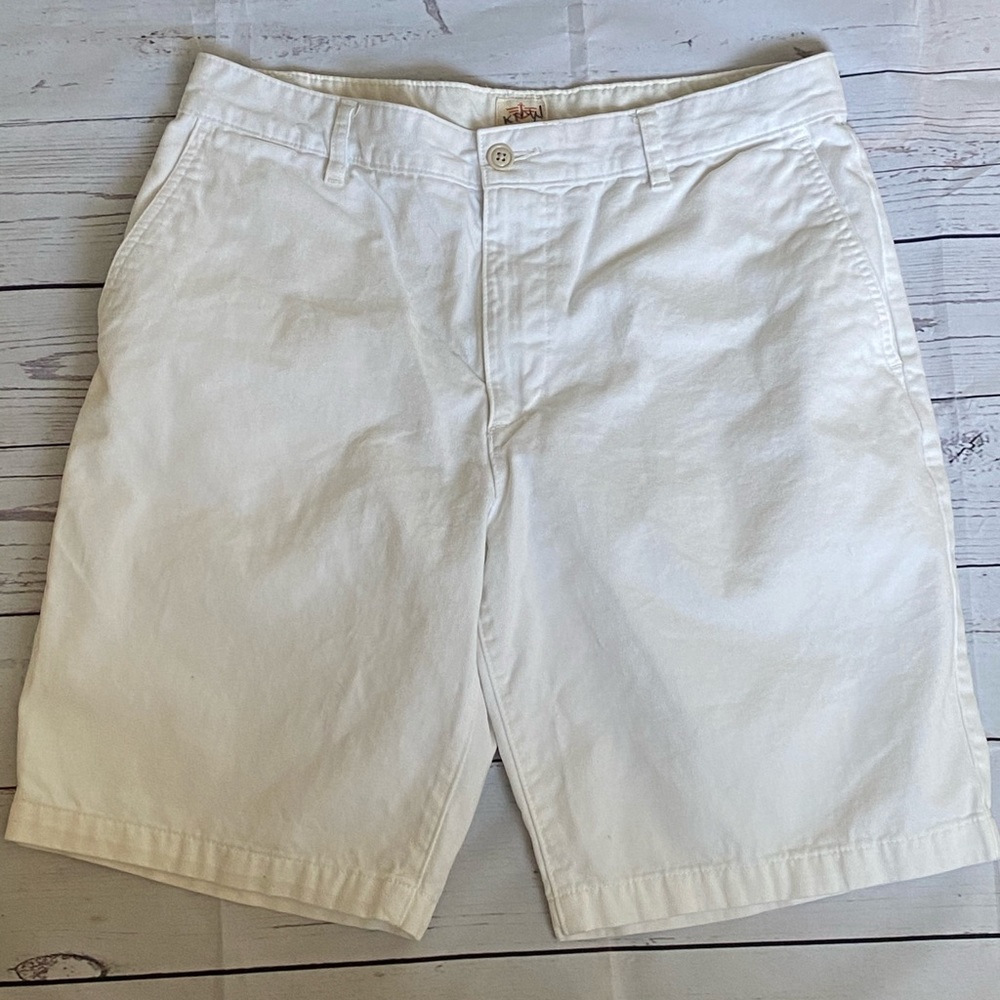 Men’s Dockers white shorts